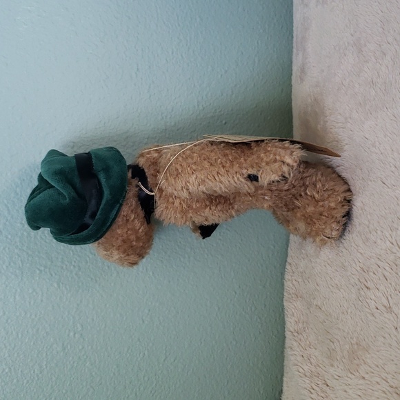 BLANCHE DE BEARVOIRE •Boyds Bears & Friends•  Green Velvet Rose Hat Choker, NWT - Picture 6 of 10